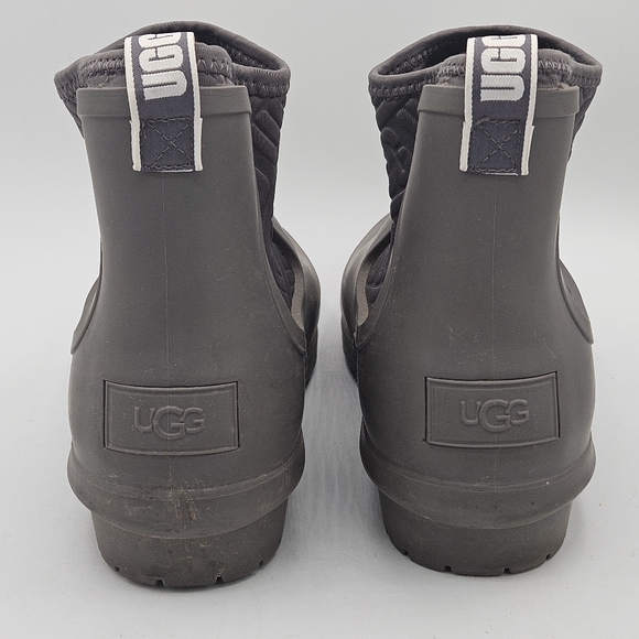 UGG Women's 9 Chevonne Rain/Snow Boot w/ Sheepskin Insoles in Charcoal - Picture 9 of 14